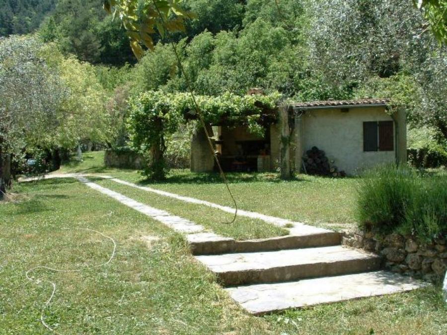 Extérieur de l'annexe-maisonnette Les Lucioles